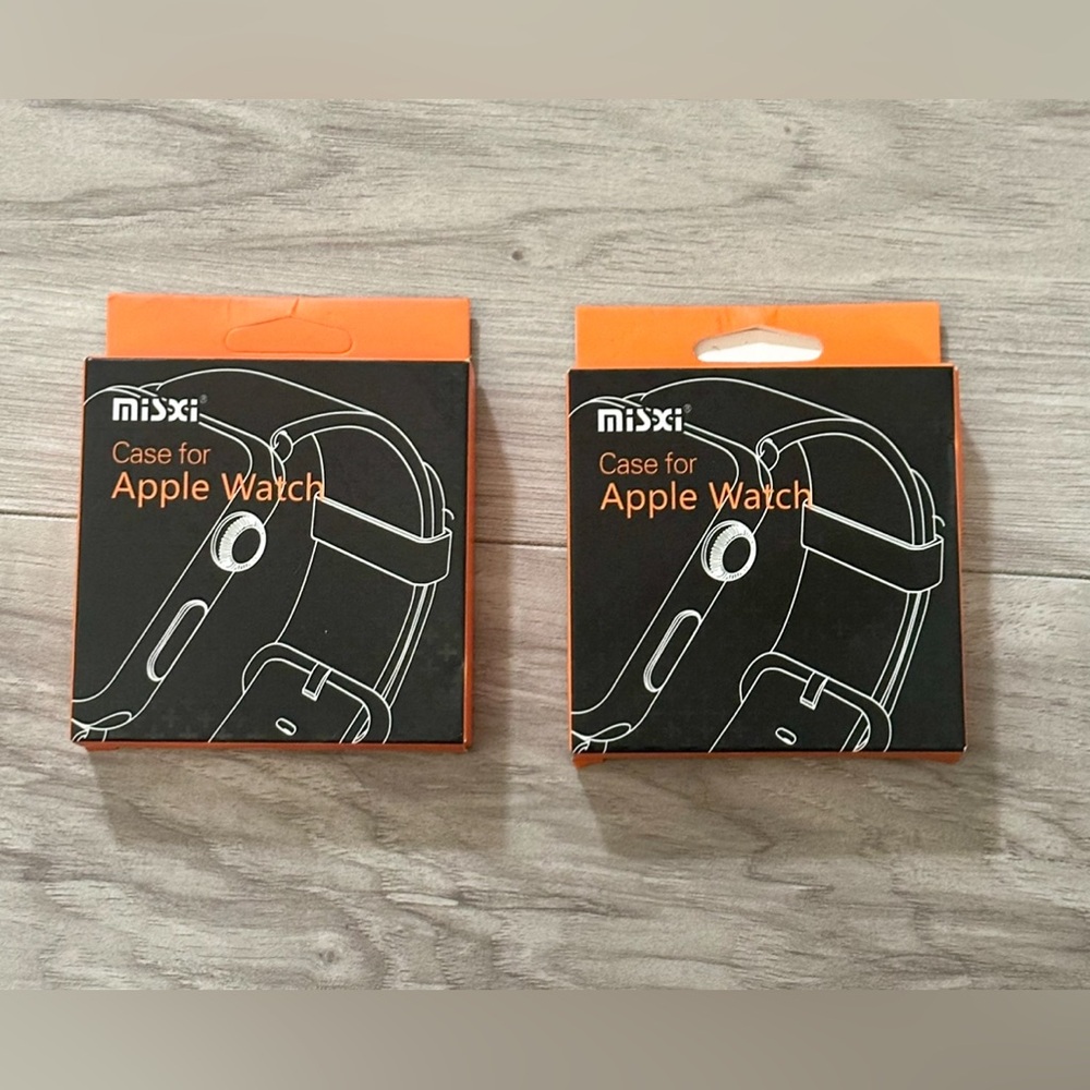 2 New in Box Misxi 2-Pack Transparent Hard Case For Series 6/SE/5/4 44mm